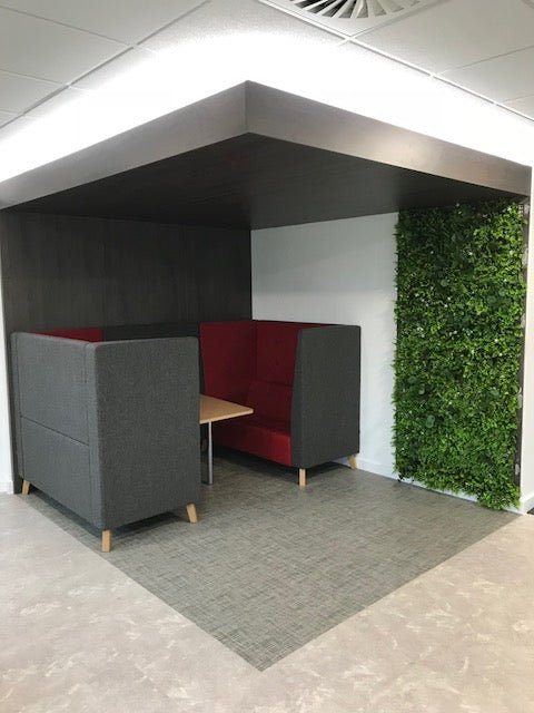 Artificial green plant wall panel corner with dense foliage, square 100x100 cm