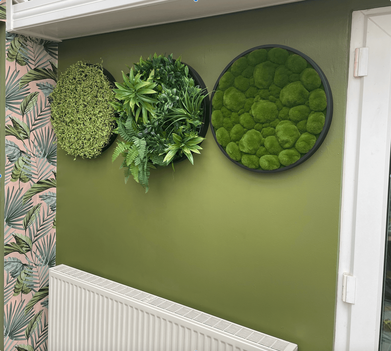 Framed artificial moss and green art - greenplantwalls.co.uk