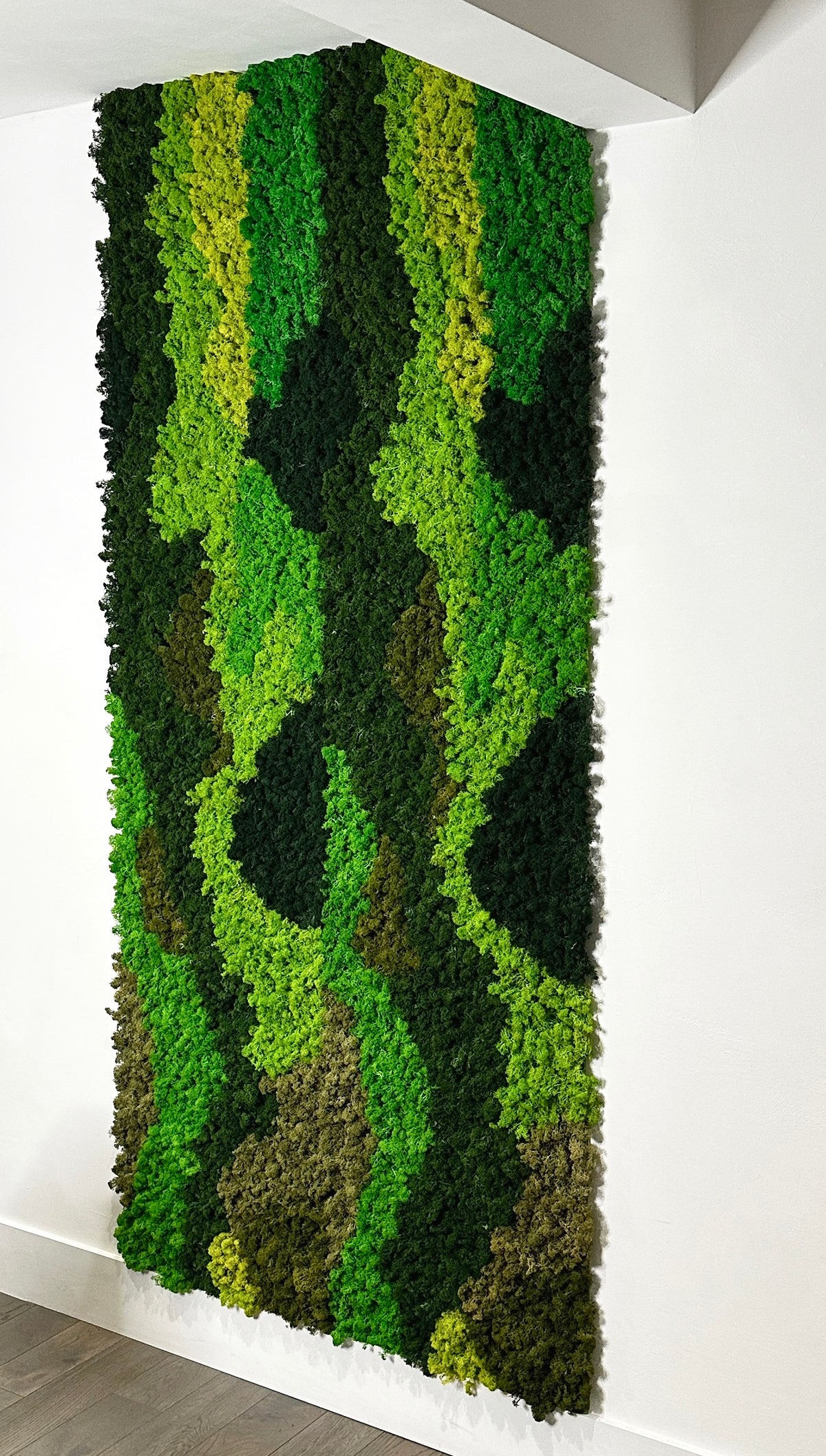 Forest green moss wall panel with wavy vertical texture pattern