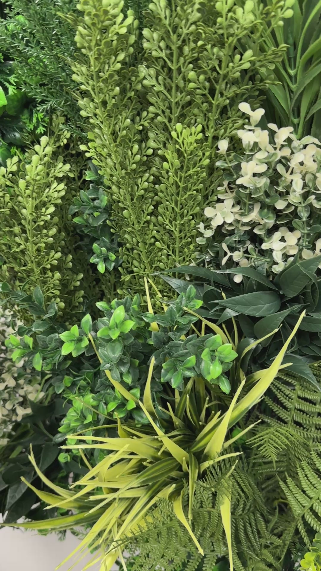 Green jungle tropical artificial 3D plant wall with lush green tropical foliage and trailing plants  100x50cm Ceiling or Walls