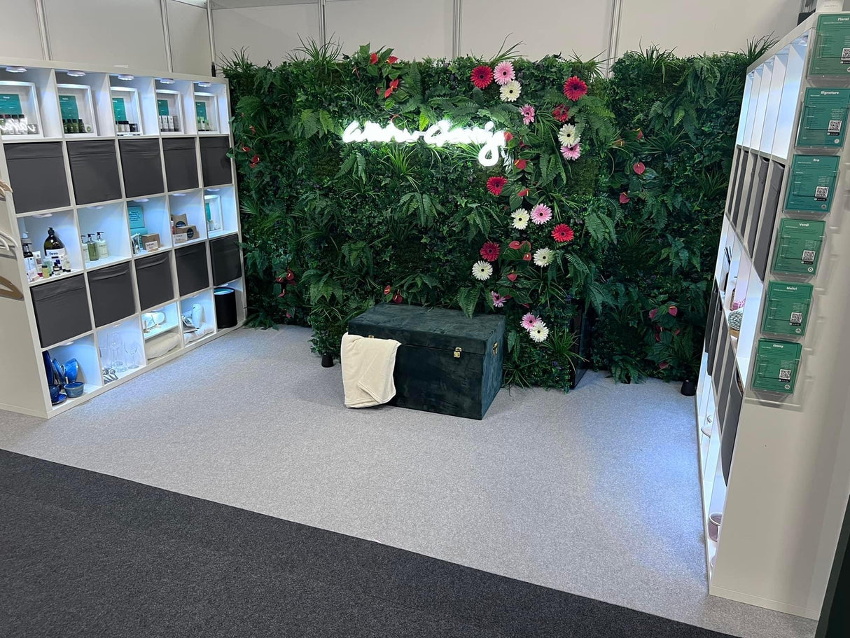 Artificial green wall mixed plant panel with ferns and grasses & red anthuriums 100x100 cm